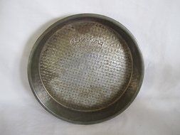 Vintage Metal Bake-King Bakeware 8 1/2&quot; Slider Cake Pan
