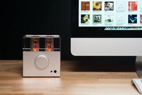 Woo Audio 2nd gen WA7 Fireflies Headphone Amplifier/DAC in Silver