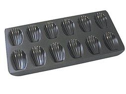 R and M 12 Cup Non-Stick Madeleine Pan, Dark Grey