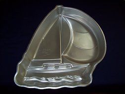 1983 Wilton Sailboat Cake Pan 502-3983