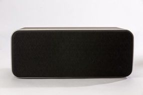 Axiim Wireless Center Speaker