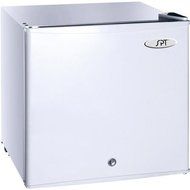 Sunpentown UF-114SS 1.1-cu. ft. Upright Freezer, White