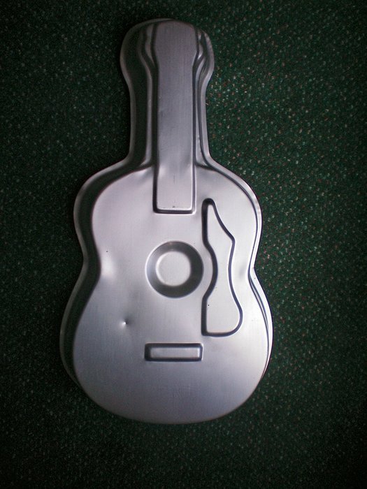 RETIRED Wilton Guitar Cake Pan approx. 18.5" tall #502-933