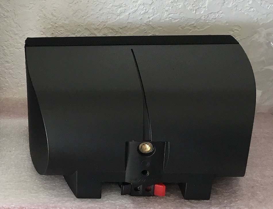Bose Acoustimass Horizontal Cube Center Channel Speaker - Black N4