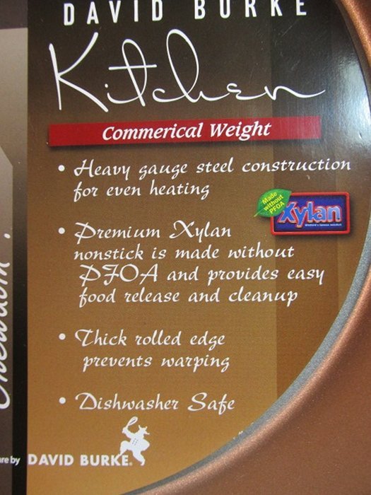 Commercial Weight Round 9"x 2" Cake Pan: David Burke Kitchen: Non-Stick Bakeware N2