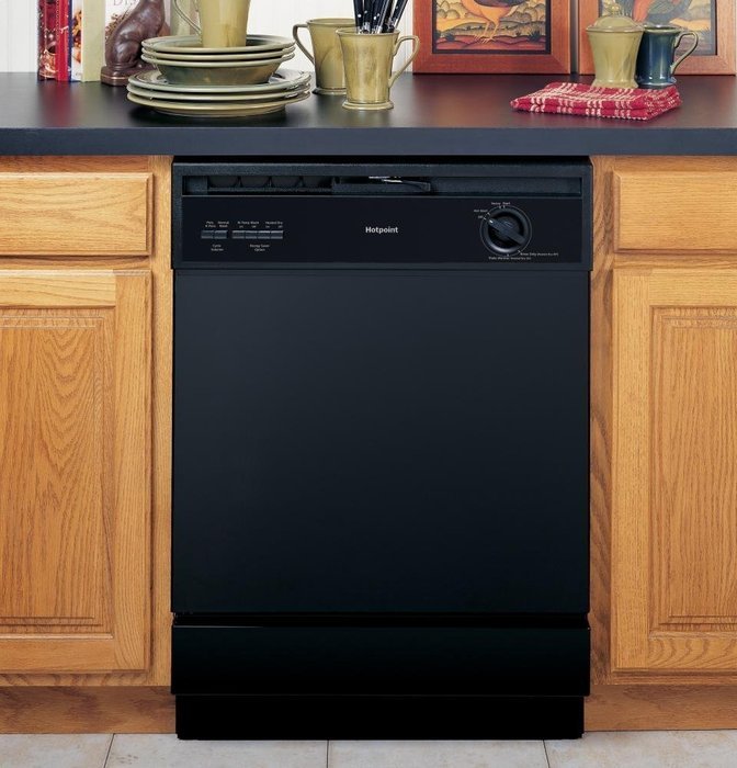 24" 62 dBA Built-In Dishwasher Finish: Black N2