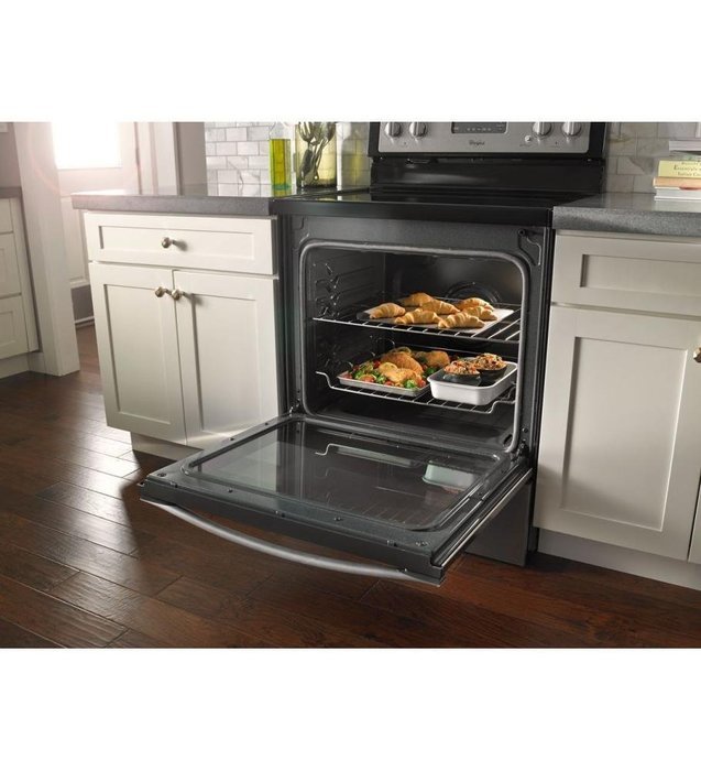 6.4 Cu. Ft. Freestanding Electric Range With Aqualift SELF-CLEAN... N9