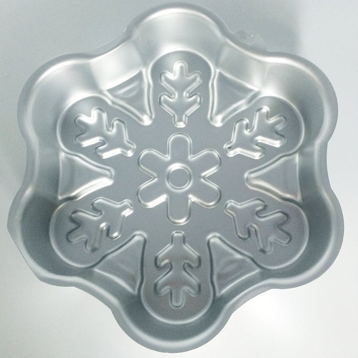 8.9 inch Large Novelty Snowflake Snow Flake Metal Cake Pan Mold 225x225x50mm N4