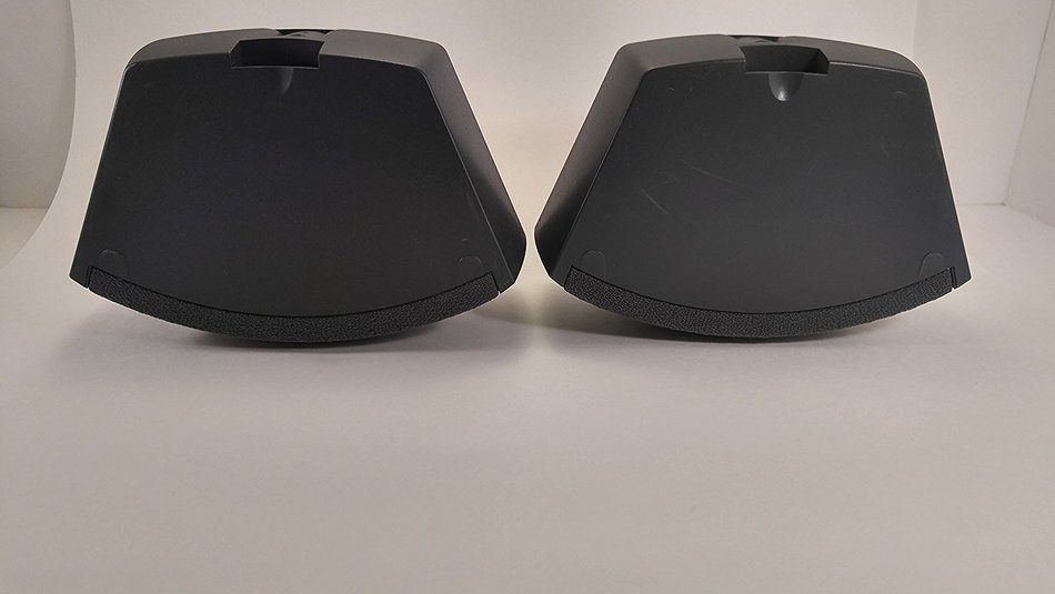 Bose 321 or Cinemate system, Pair Speaker only.