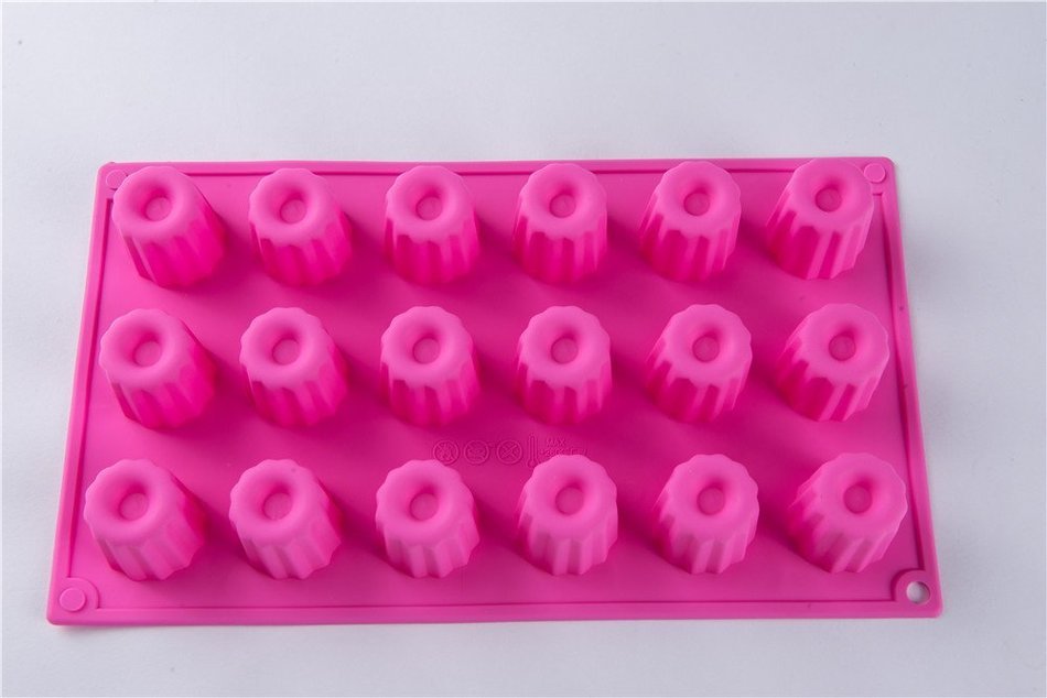 18 Cavity Little Cylinder Silicone Cake Ice Baking Mold Food Grade N7