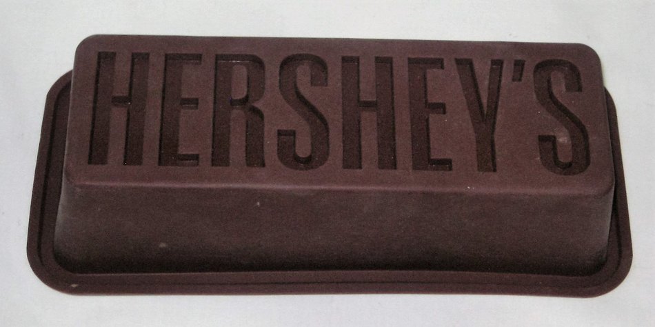 Hershey's Chocolate 11 x 4 x 3 Inch Silicone Cake Loaf Baking Mold Pan