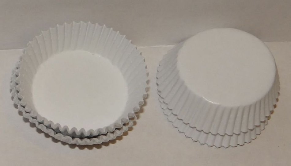 601 White Paper Candy Cups 1000 Pack Candy Making Supplies CP-17