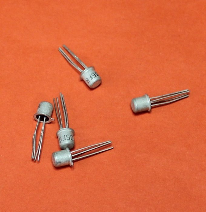 Transistors silicon KP303B analogue 2N5556 military USSR 5 pcs