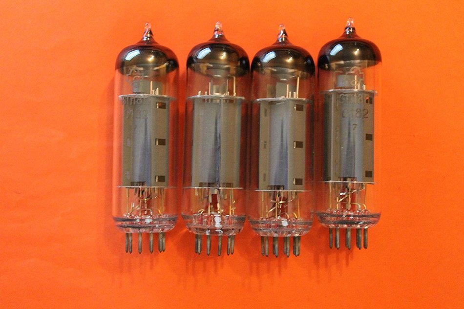 Lamp (tube) 6P18P analogue EL82 USSR 4 psc
