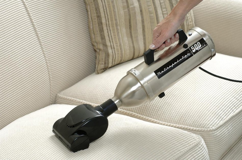 METROVAC VAC 'N' GO 500 EZ TO USE-EZ TO CARRY STAINLESS STEEL HI PERFORMANCE, HEAVY DUTY, LIGHT WEIGHT PORTABLE... N6