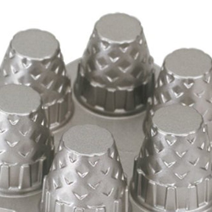 Nordic Ware Platinum Collection Ice Cream Cone Cupcake Pan N5