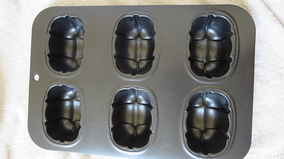 Nordic Ware 6 Mini-pound Cakes Non-stick Pan N2