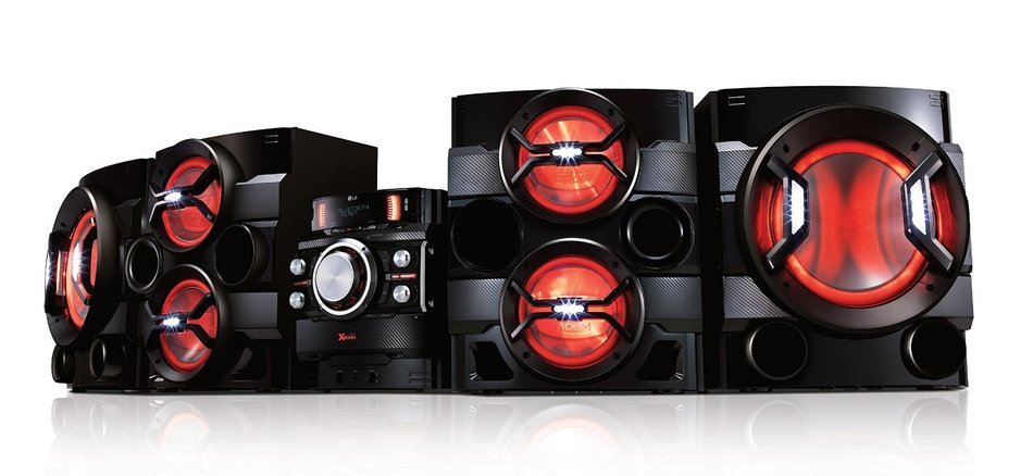 LG Electronics CM9550 2800W Hi-Fi Shelf System with DJ Pro and Bluetooth Connectivity (2015 Model)