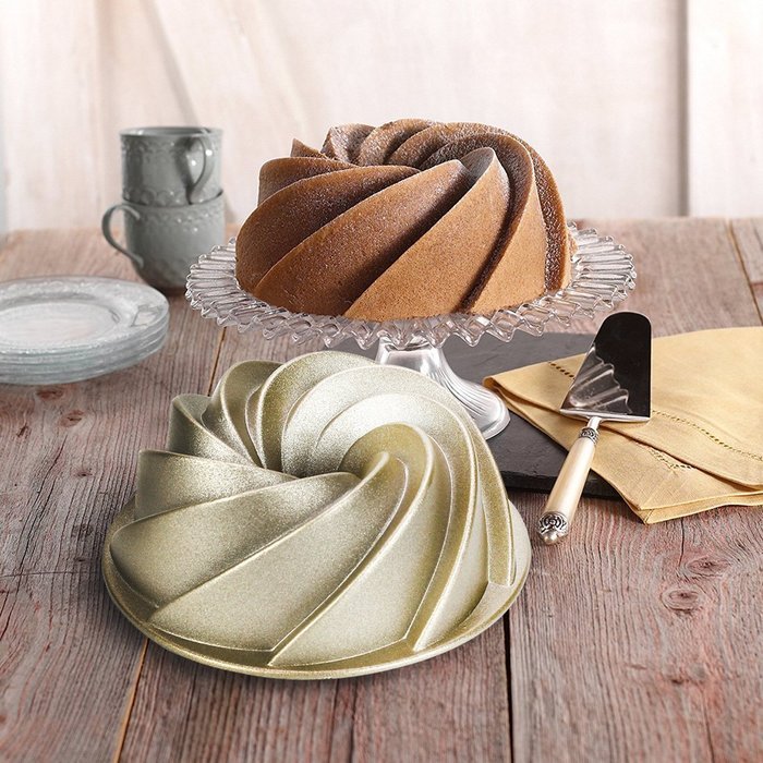 Ezeso Non-Stick Carbon Steel Cake Bundt Pan for Baking,Bakeware (Lily) N14