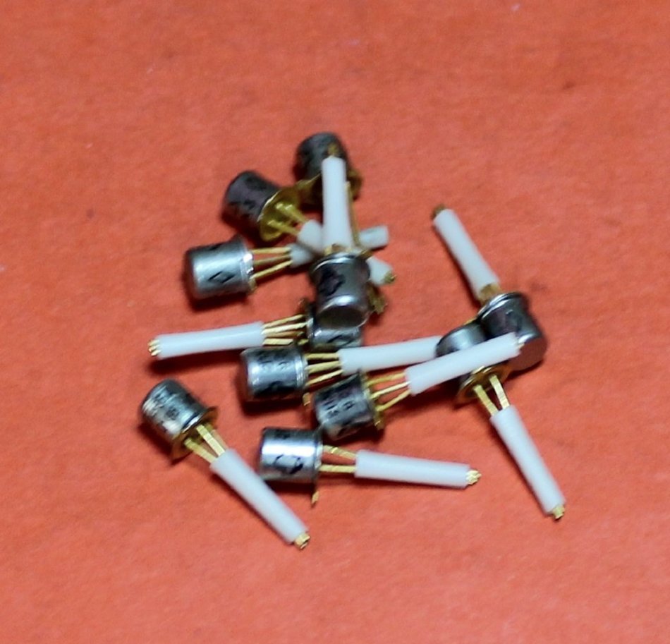 Transistors silicon 2P305A (KP305A) USSR 2 pcs