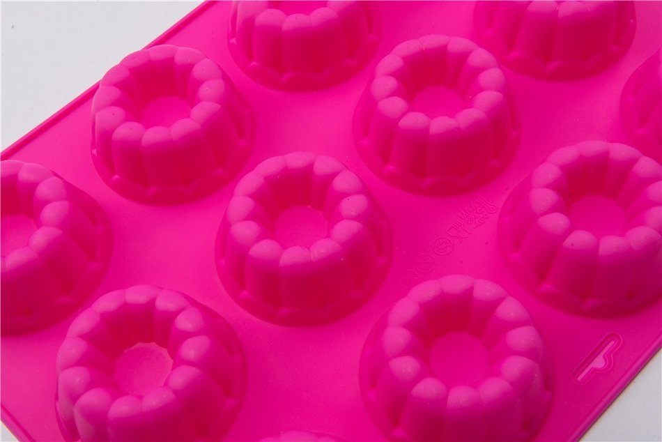 12 Cavity Flower Shape Silicone Cake Pudding Ice Mold Soft Soap Craft Resin Making Mould N7