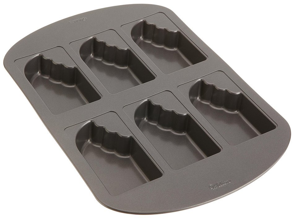 Wilton 6-Cavity Nonstick Heart Mini Cake Pan N9
