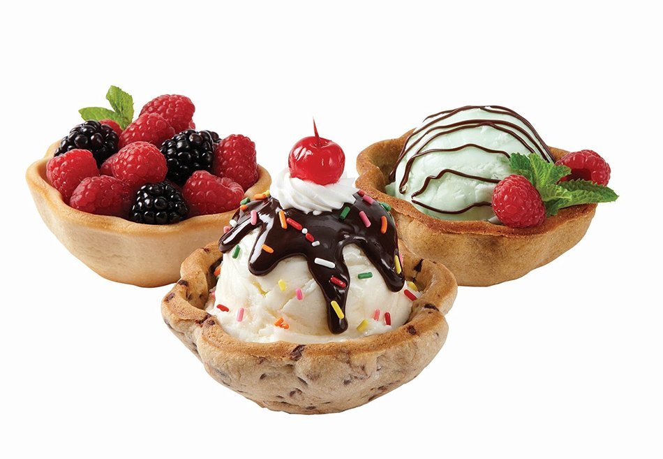 Wilton 6-Cavity Nonstick Heart Mini Cake Pan N11