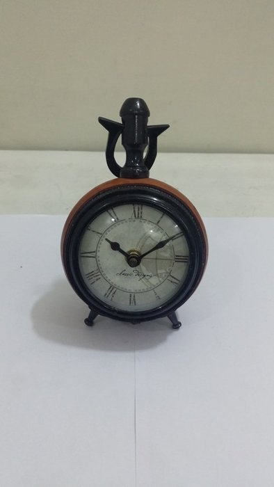NAUTICAL MARITIME ~ RED LEATHER POWDER COATED DESKTOP ~ SMALL TABLE CLOCK ~ WORKING CLOCK
