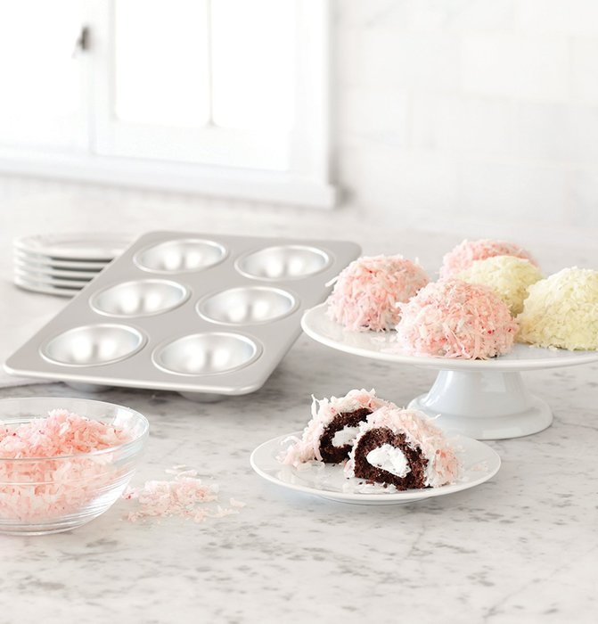 Fat Daddio's Perfect Pan for Snow Balls and Hemisphere Shape Treats N3