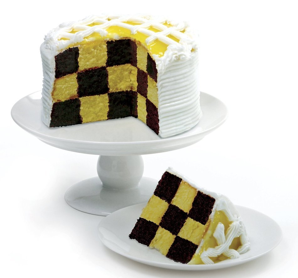 Cake Pan Set with 3 (9") Pans & 1 Divider