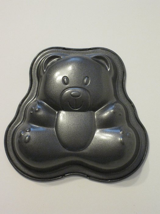 Bear Mini Nonstick Cake Pan 3 3/4 Inches Tall