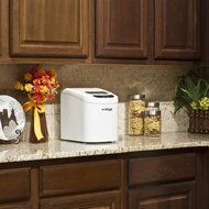 Koldfront Ultra Compact Portable Ice Maker - White N8