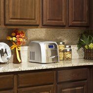 Koldfront KIM212SS Deluxe Stainless Steel Portable Ice Maker with LCD Display, Silver N5
