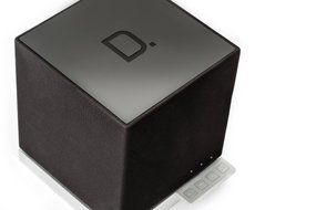 Definitive Technology (1) W Studio Sound Bar with Wireless Subwoofer &amp; (2) W7's with Wireless Streaming Bundle! N8