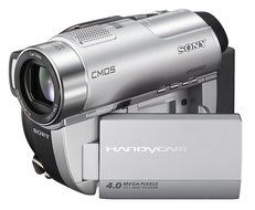 Sony DCR-DVD910 4MP DVD Handycam Camcorder with 15x Optical Image Stabilized Zoom (Discontinued by Manufacturer) N8