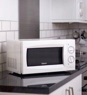 Igenix Jun11 20L White Manual Microwave S/Stl Cavity 800W N4