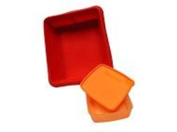 1 Piece Silicone Square Lasagne Cake Pan for Colour Red Wine or Red + Free Tupperware Square A-way 250ml N2