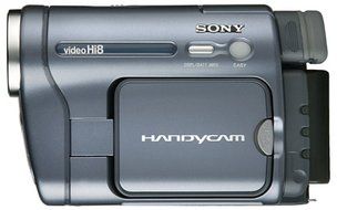 Sony CCD-TRV128 20x Optical Zoom 990x Digital Zoom Hi8 Analog Handycam (Discontinued by Manufacturer) N2