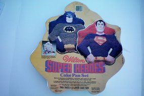 Wilton Superman Batman Super Hero Cake Pan (502-1212, 1977) Retired