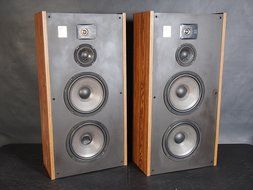 JBL J350A N4