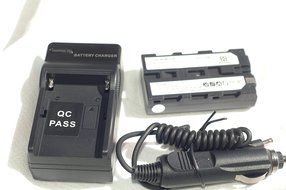 Sony DCR- TRV900 Handycam Vision Camcorder N8