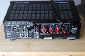 Onkyo HT-R2295 7.1-Channel Home Theater Receiver with USB for iPod/iPhone N6