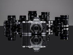 Olympus OM-D E-M10 with M.Zuiko ED 14-42mm 1:3.5-5.6 EZ Lens - Silver - International Version (No Warranty) N3