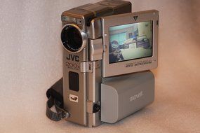 JVC GR-DVM70U Digital Cybercam Camcorder with Built-in Digital Still Mode N3