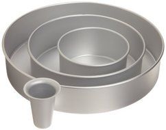 Wilton 2105-6150 Decorator Preferred Round Cake Pan Set by Wilton