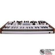 Modal Electronics 001 37-key analog/digital hybrid two-voice synthesizer N3