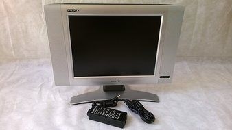 Magnavox 15&quot; LCD HDTV Monitor N2