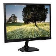 19In Led Lcd 12X10 5:4 Ips Spk Gold Blk