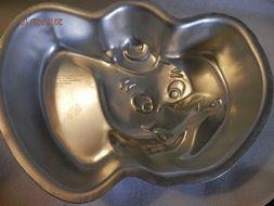 Rare, Wilton Dumbo Mini Cake Pan, 502-434 N2