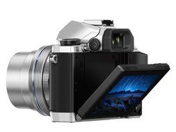 Olympus OM-D E-M10 with M.Zuiko ED 14-42mm 1:3.5-5.6 EZ Lens - Silver - International Version (No Warranty) N15